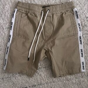 Great condition Men’s slim shorts size medium